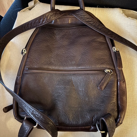 BROWN LEATHER BACKPACK - Picture 2 of 15